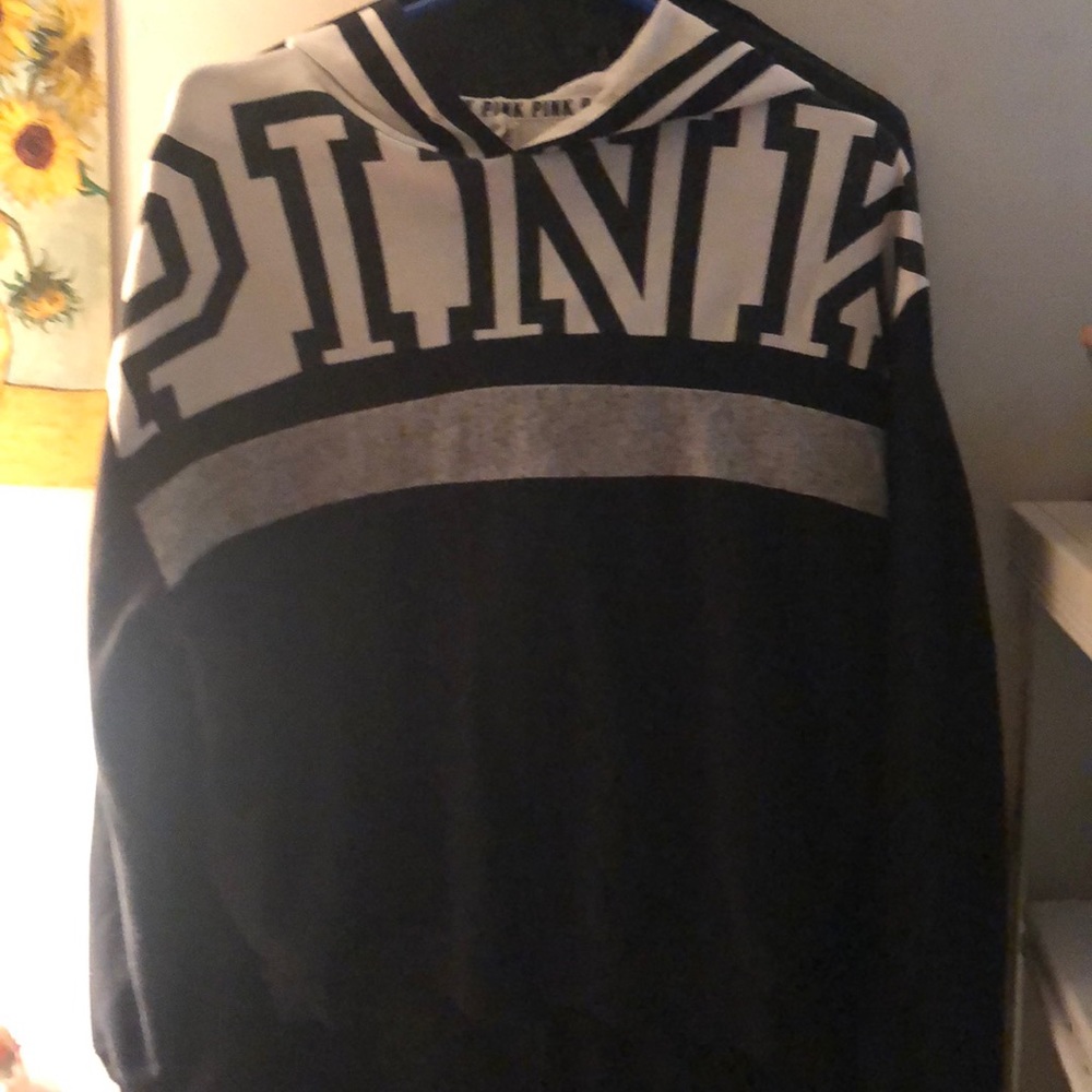 PINK Sweatshirt